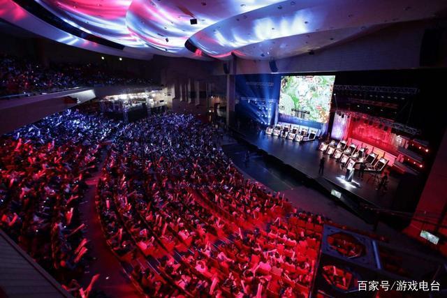 在她的职业 在她的职业