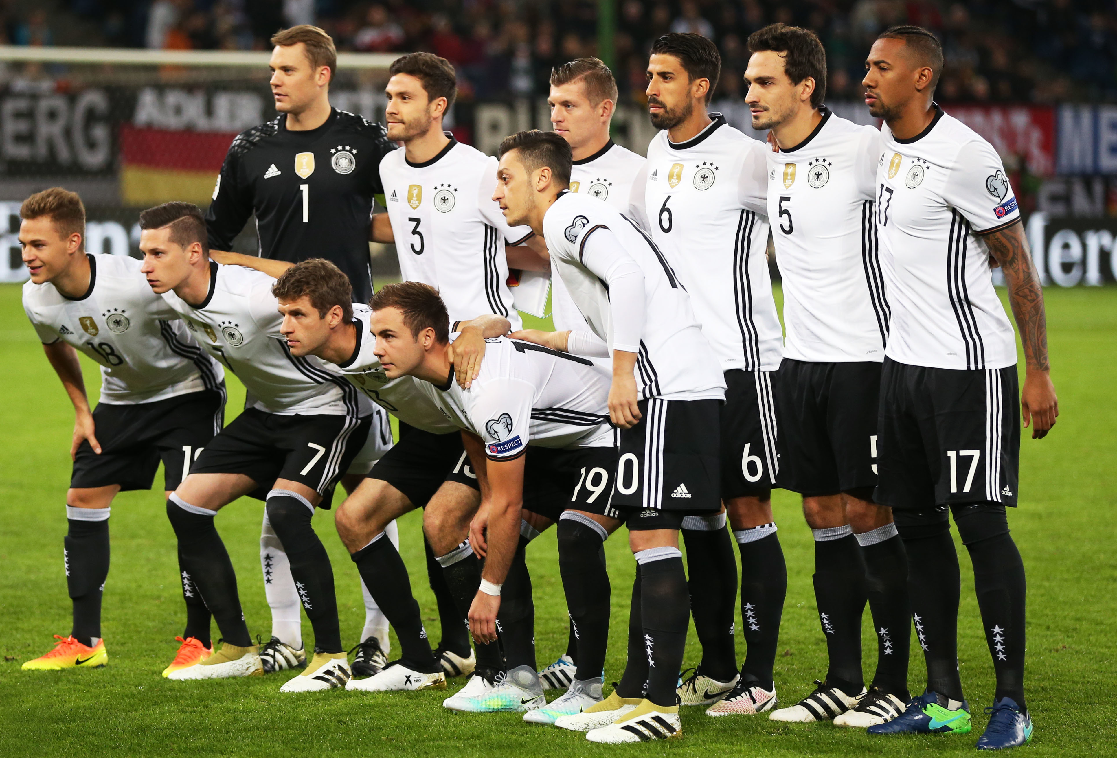 足协定夺 足协定夺