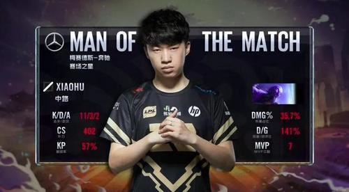 少年投身于 少年投身于