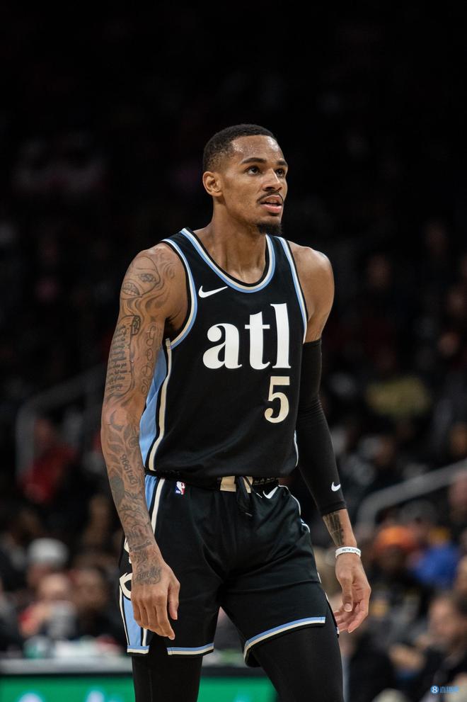 他的边路突 他的边路突