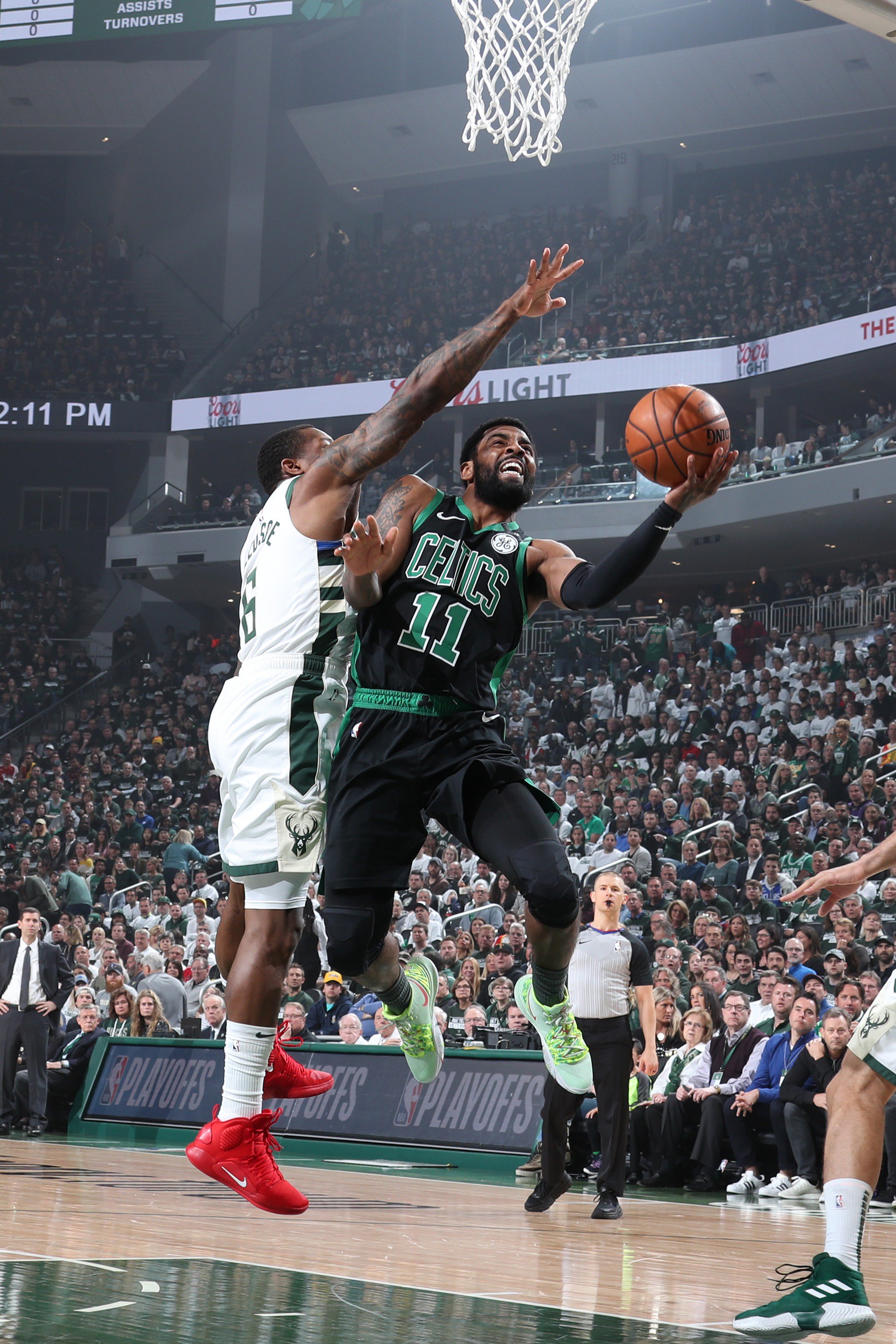 就地三秒反 就地三秒反